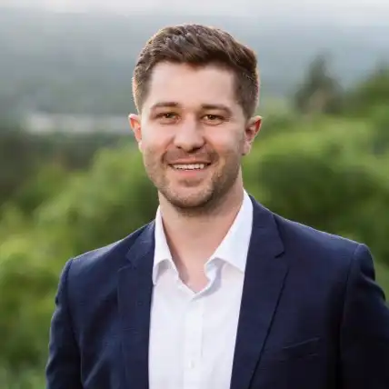 Steven's profile picture on Pangea, the world's largest fractional talent marketplace.