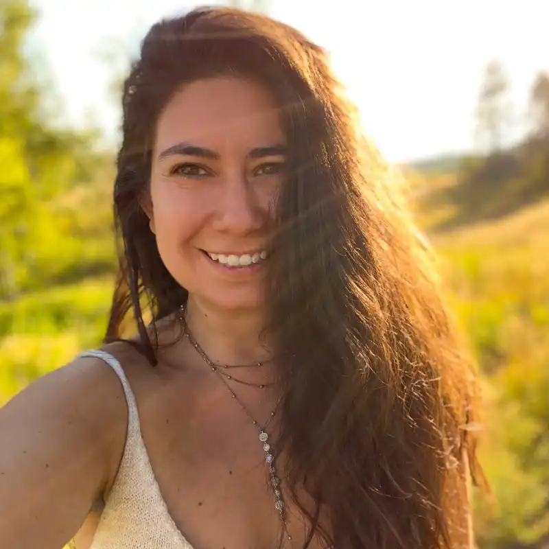 Nicole's profile picture on Pangea, the world's largest fractional talent marketplace.