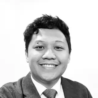 Luis's profile picture on Pangea, the world's largest fractional talent marketplace.