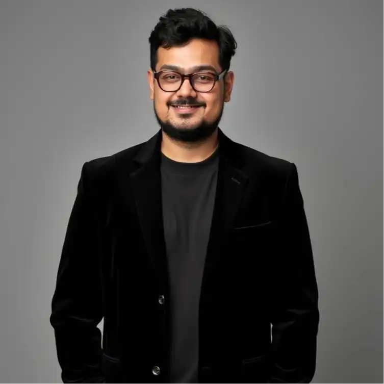 Solon's profile picture on Pangea, the world's largest fractional talent marketplace.