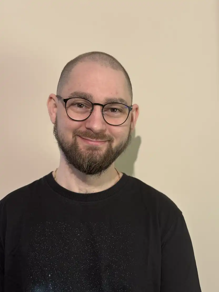 Roland's profile picture on Pangea, the world's largest fractional talent marketplace.