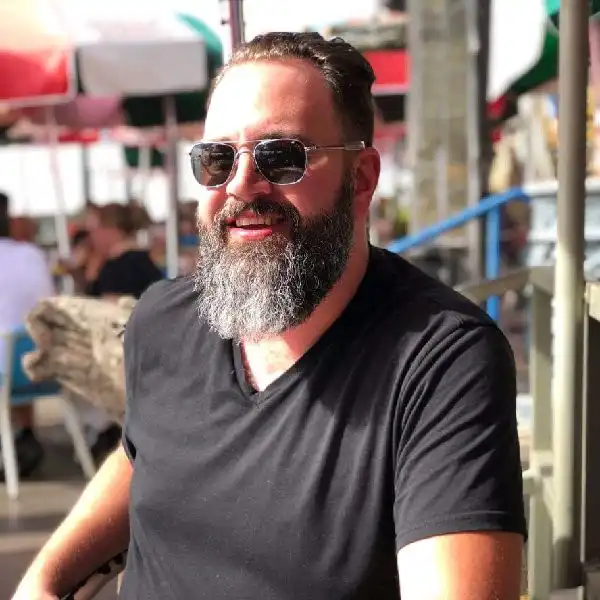 Travis's profile picture on Pangea, the world's largest fractional talent marketplace.