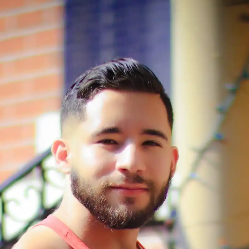 Giovany's profile picture on Pangea, the world's largest fractional talent marketplace.