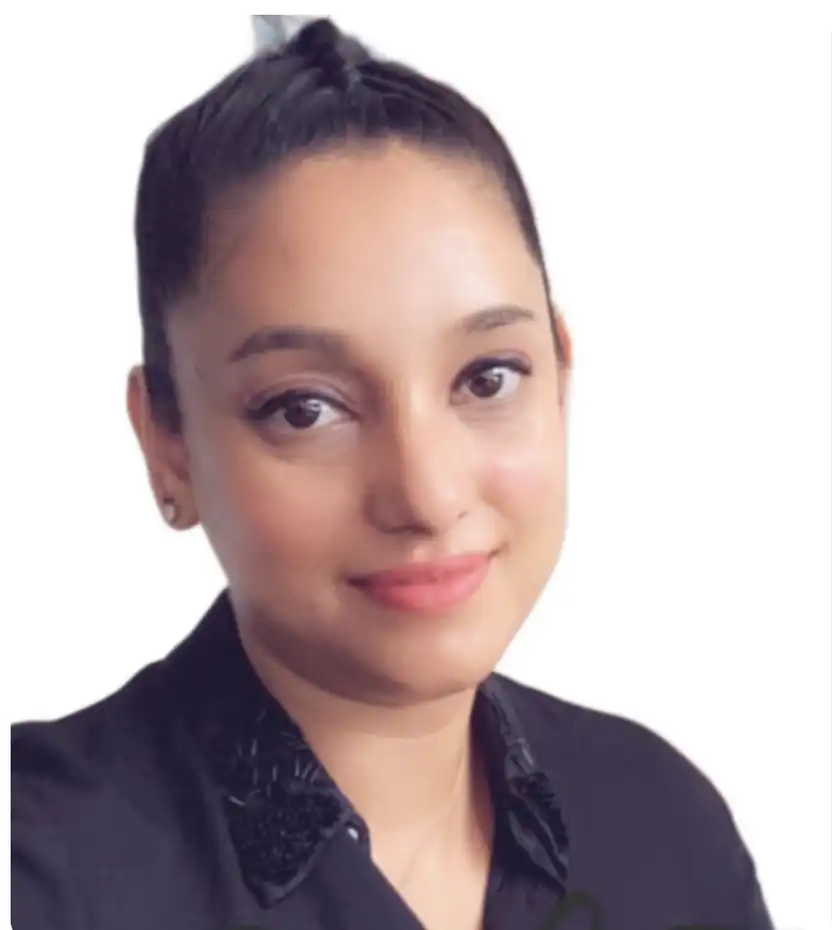 Komal's profile picture on Pangea, the world's largest fractional talent marketplace.