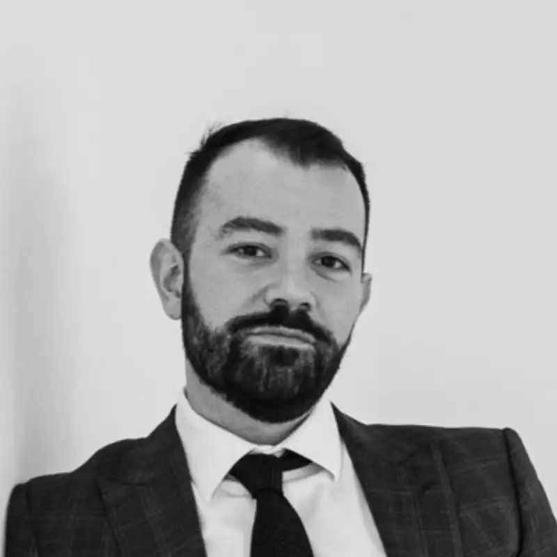 Aryan's profile picture on Pangea, the world's largest fractional talent marketplace.