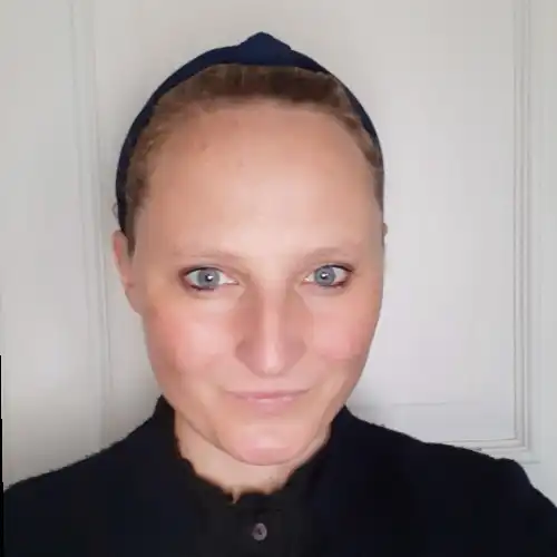 Carola's profile picture on Pangea, the world's largest fractional talent marketplace.