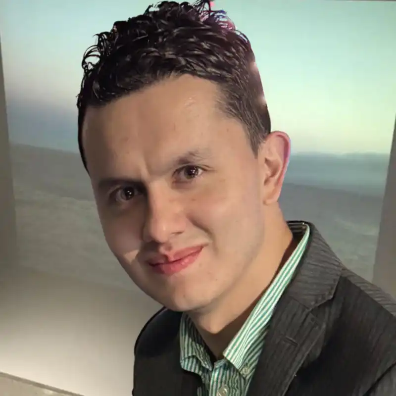 Esteban's profile picture