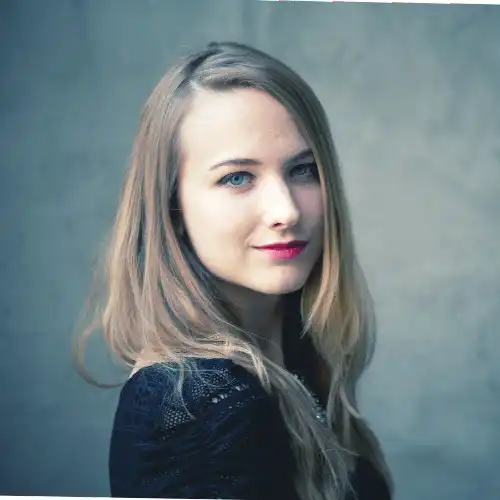 Amber's profile picture on Pangea, the world's largest fractional talent marketplace.