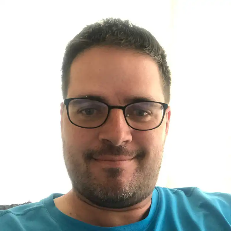 Royce's profile picture on Pangea, the world's largest fractional talent marketplace.