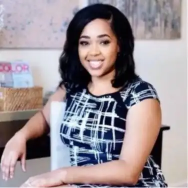 Emerald's profile picture on Pangea, the world's largest fractional talent marketplace.