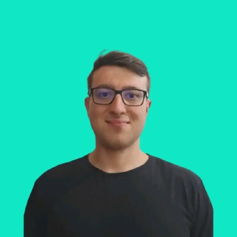 Francesco's profile picture on Pangea, the world's largest fractional talent marketplace.