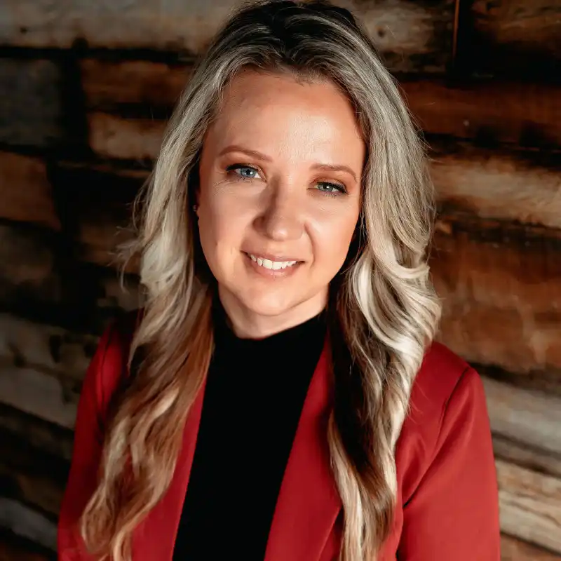 Laur's profile picture on Pangea, the world's largest fractional talent marketplace.