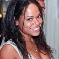 Sara's profile picture on Pangea, the world's largest fractional talent marketplace.