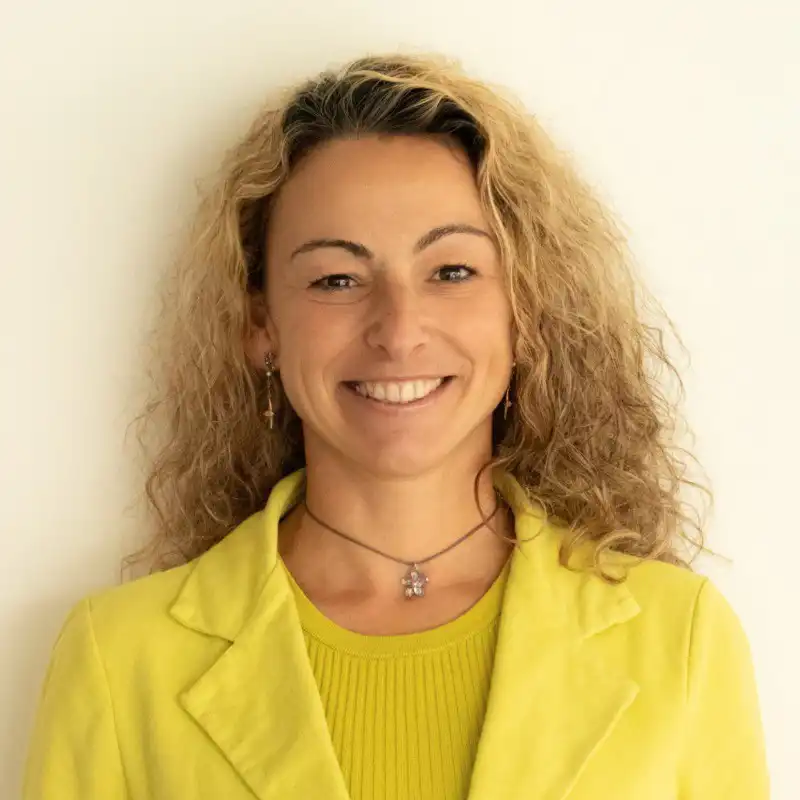 Alberta's profile picture on Pangea, the world's largest fractional talent marketplace.