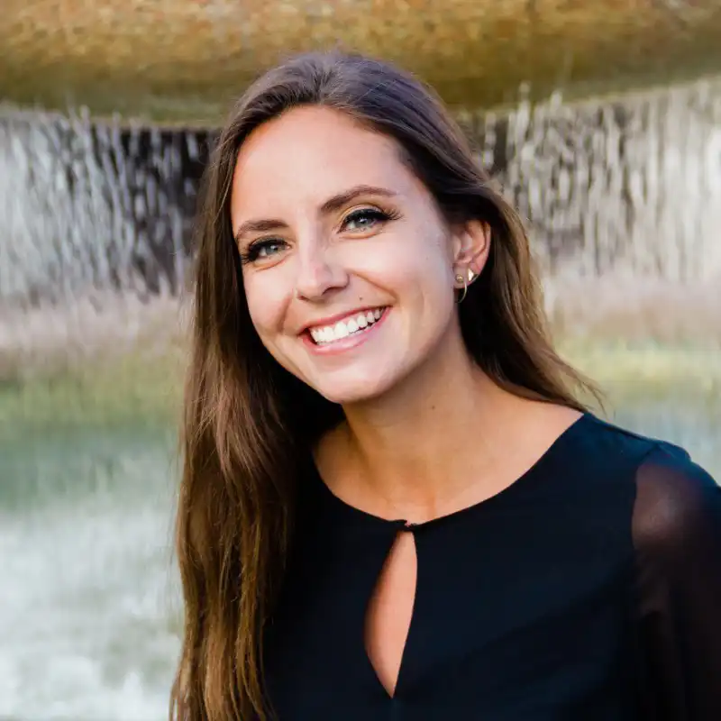 Kaitlin's profile picture on Pangea, the world's largest fractional talent marketplace.