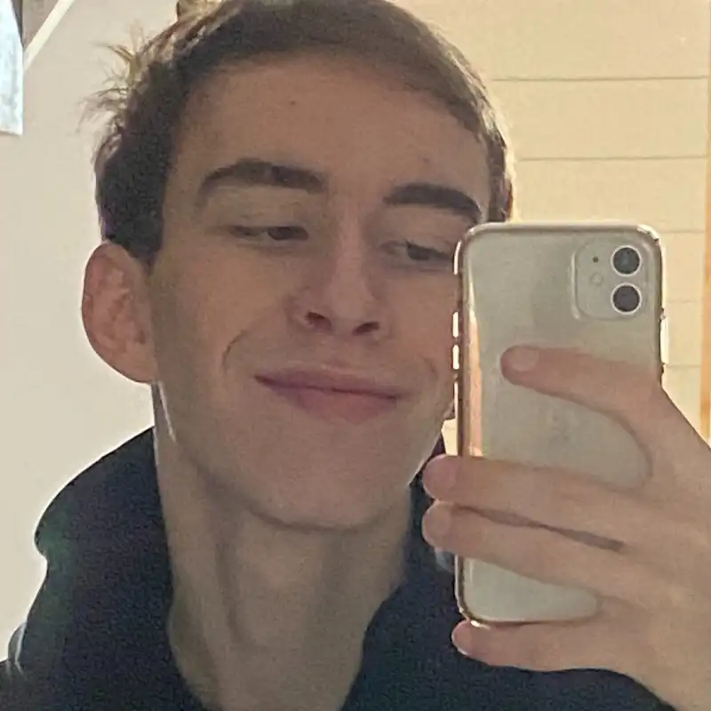 Vlad's profile picture on Pangea, the world's largest fractional talent marketplace.