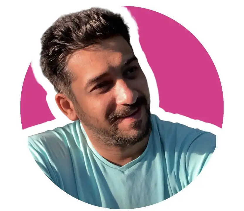 Mishaal's profile picture on Pangea, the world's largest fractional talent marketplace.