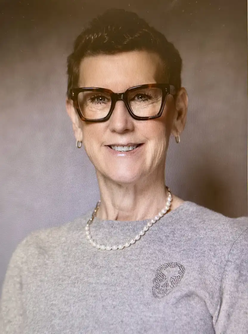 Michelle's profile picture on Pangea, the world's largest fractional talent marketplace.