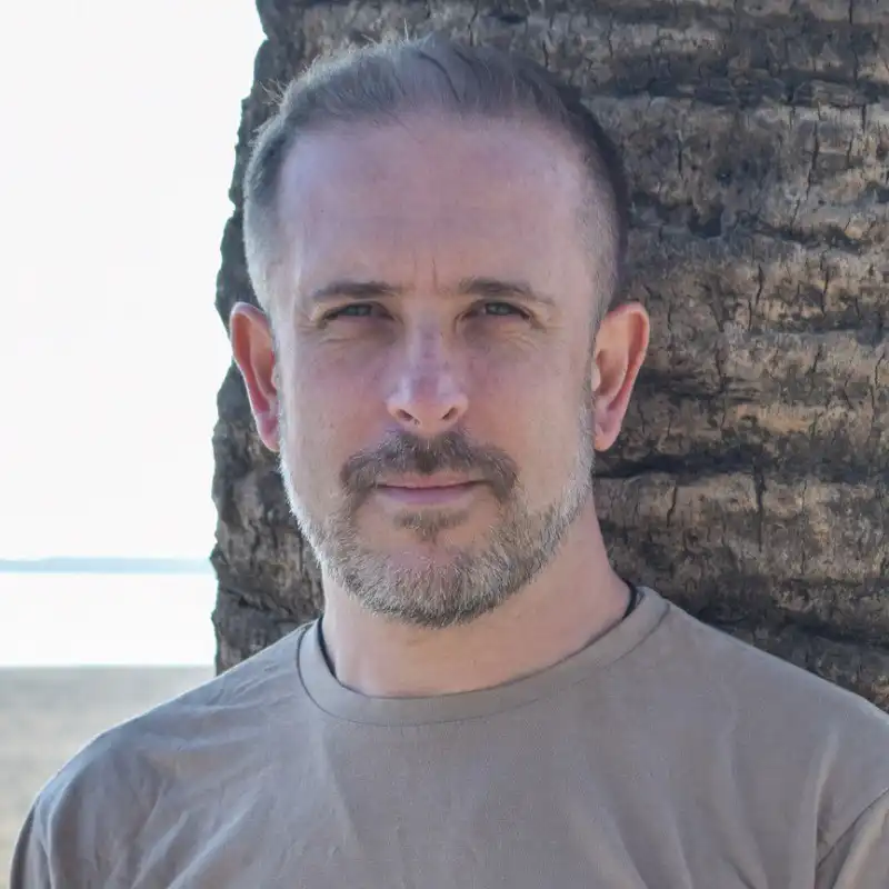 Huw's profile picture on Pangea, the world's largest fractional talent marketplace.