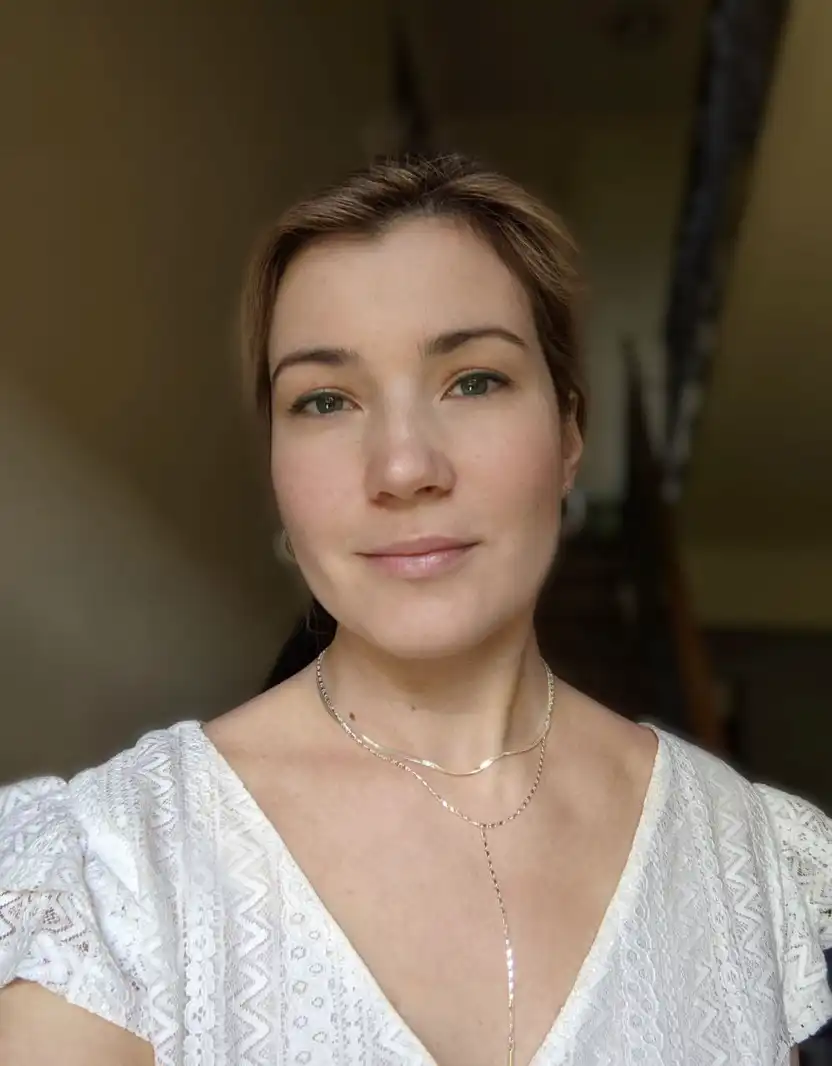 Alina's profile picture on Pangea, the world's largest fractional talent marketplace.