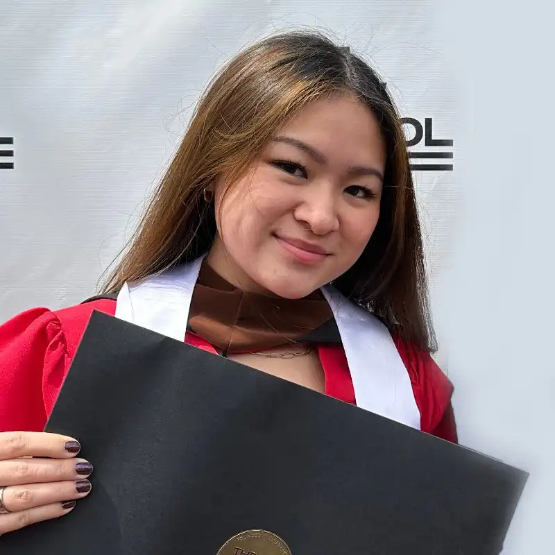 Jenni's profile picture on Pangea, the world's largest fractional talent marketplace.