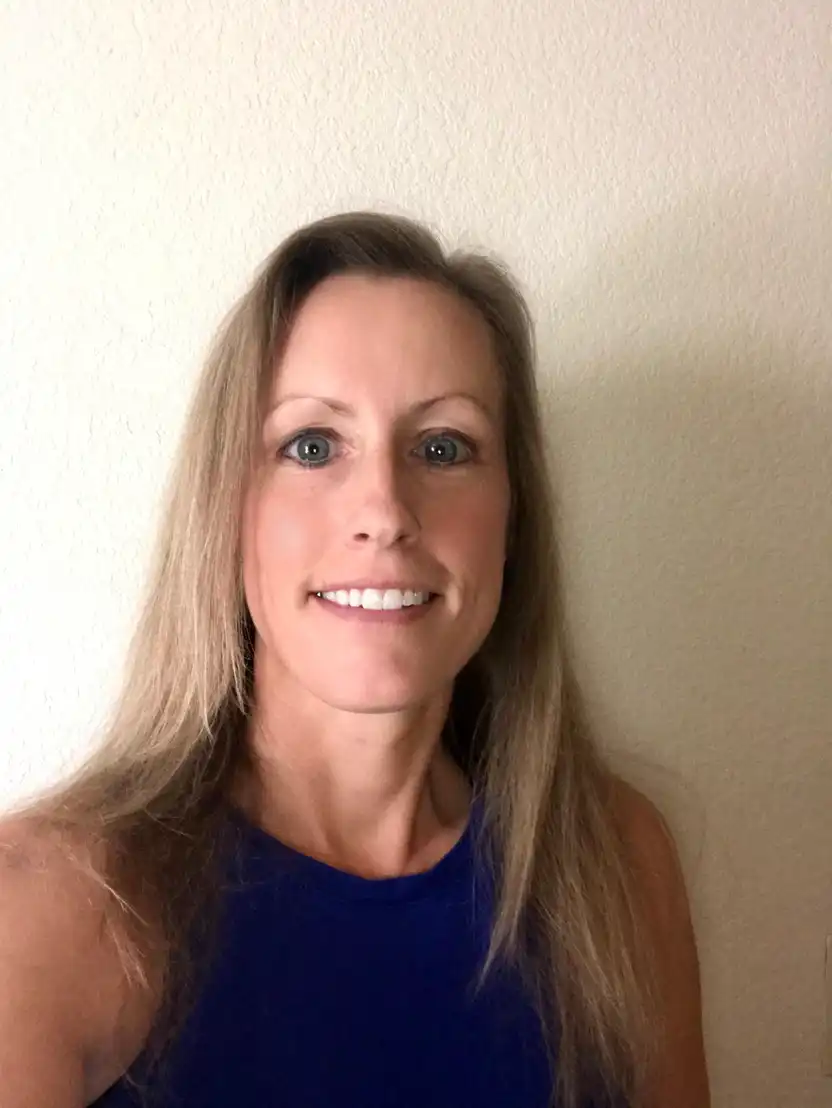 April's profile picture on Pangea, the world's largest fractional talent marketplace.