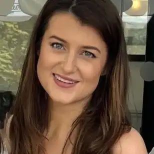 Catherine's profile picture on Pangea, the world's largest fractional talent marketplace.