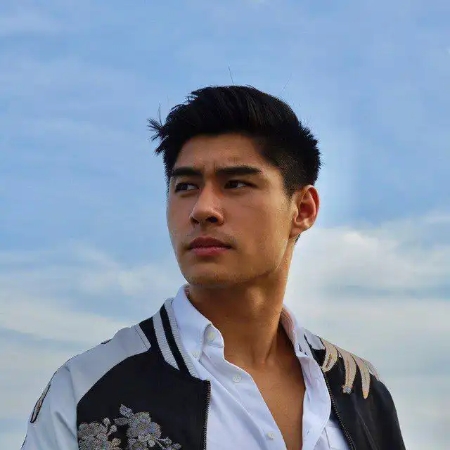 Lautaro Exequiel's profile picture on Pangea, the world's largest fractional talent marketplace.