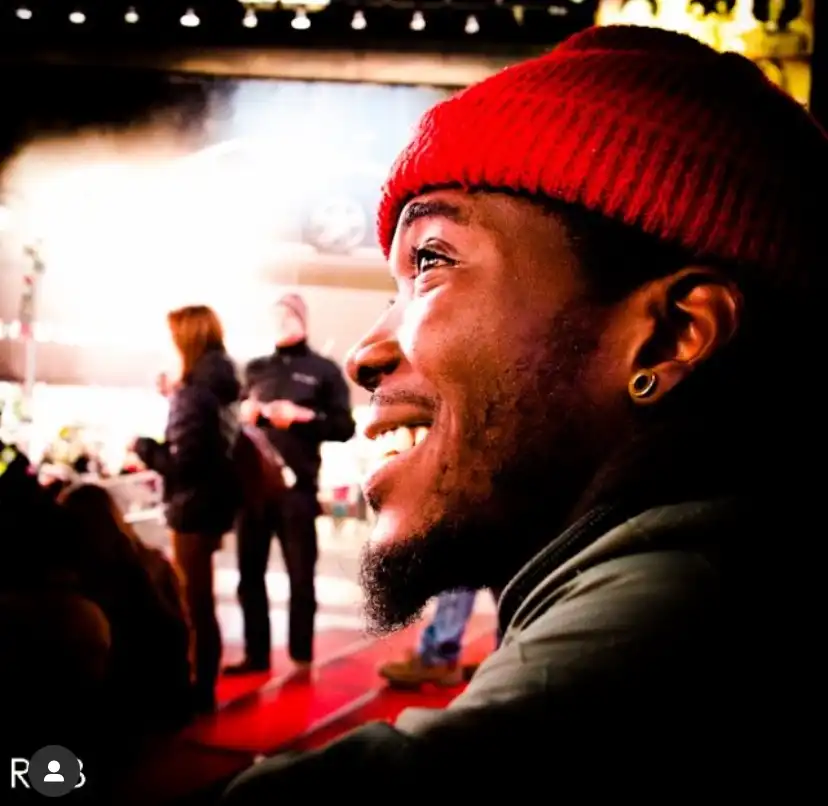 Ewart's profile picture on Pangea, the world's largest fractional talent marketplace.