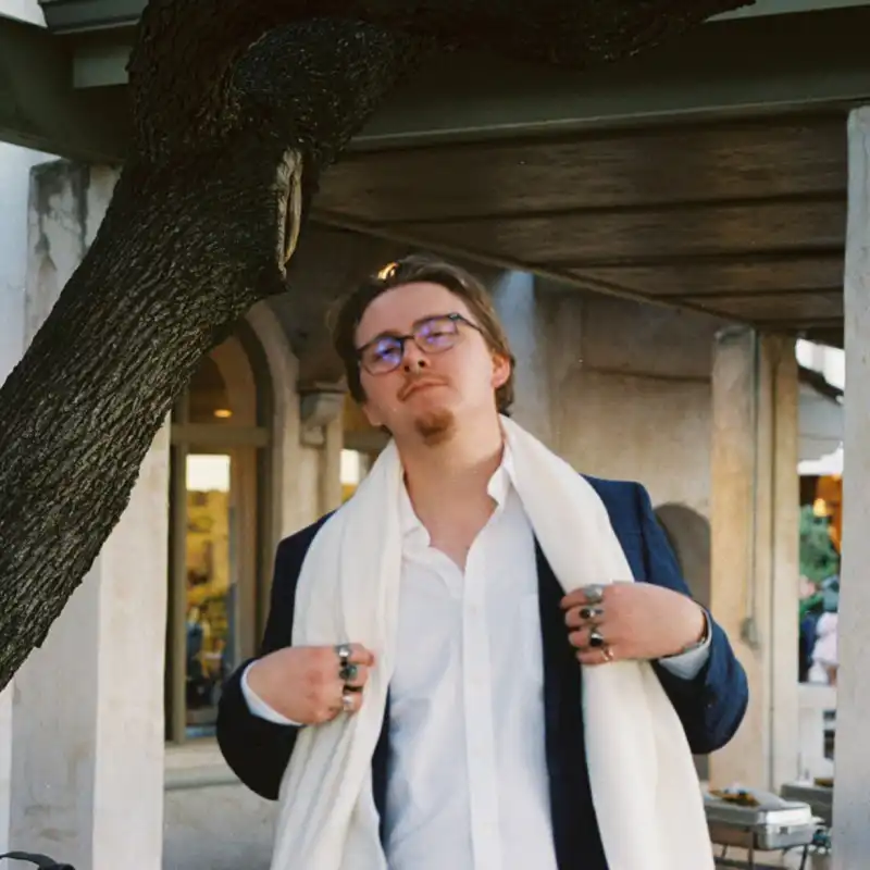 Peter's profile picture on Pangea, the world's largest fractional talent marketplace.