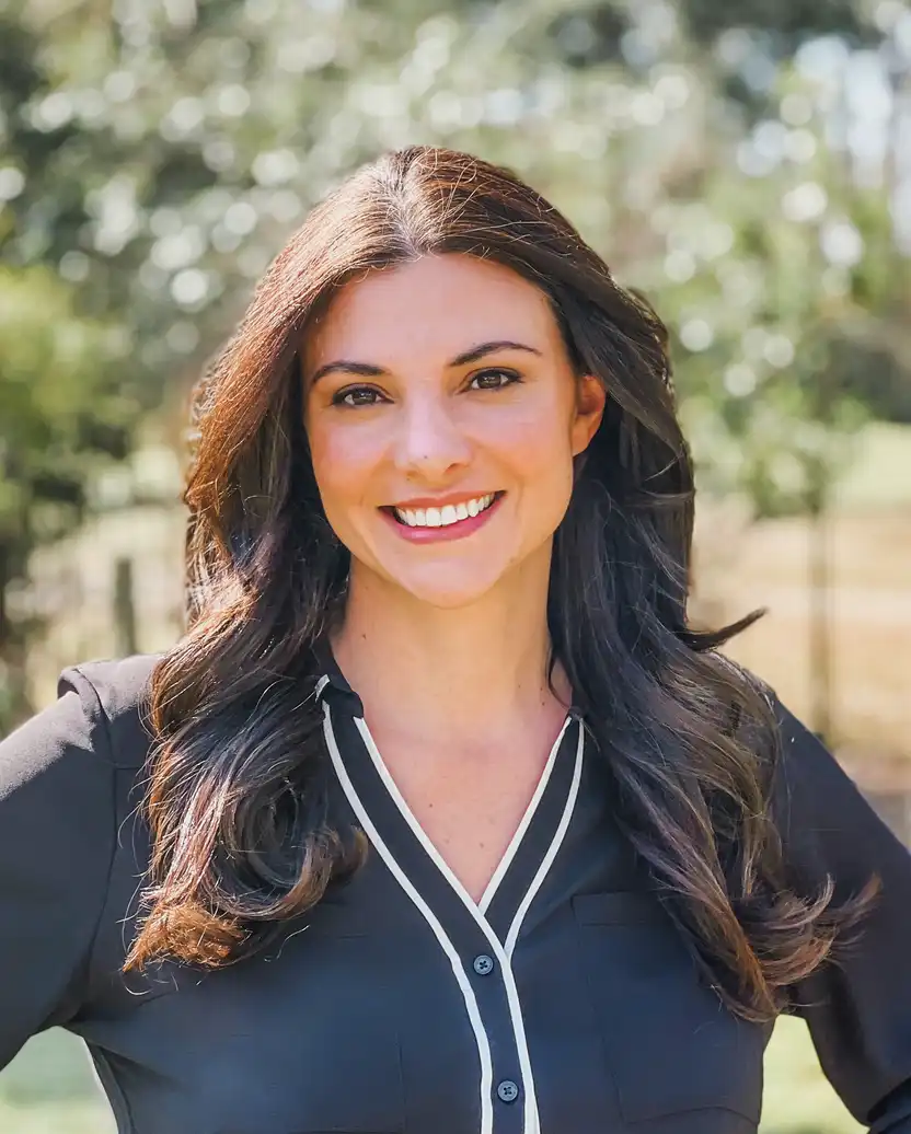 Ellen's profile picture on Pangea, the world's largest fractional talent marketplace.