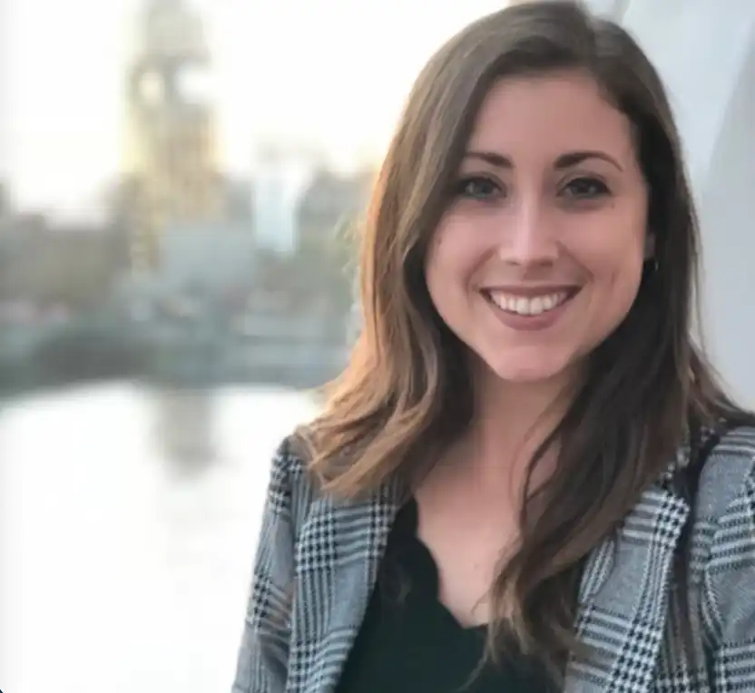 Leah's profile picture on Pangea, the world's largest fractional talent marketplace.