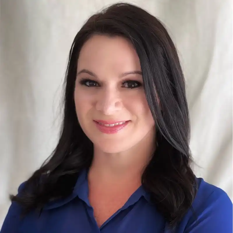 Jennifer's profile picture on Pangea, the world's largest fractional talent marketplace.