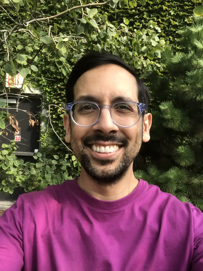 Daniel's profile picture on Pangea, the world's largest fractional talent marketplace.