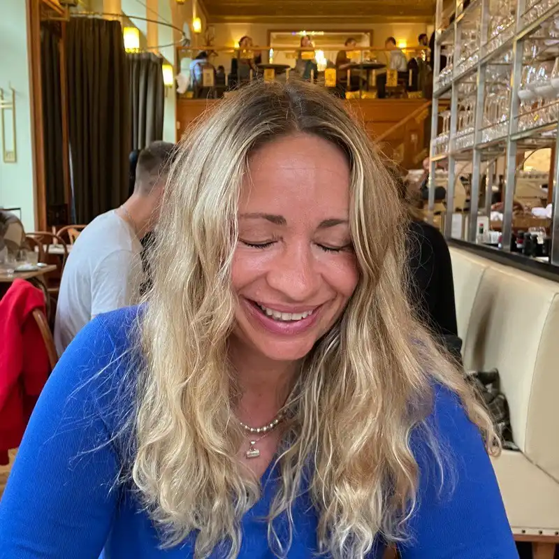 HOLY CUSTARD - Esther's profile picture on Pangea, the world's largest fractional talent marketplace.