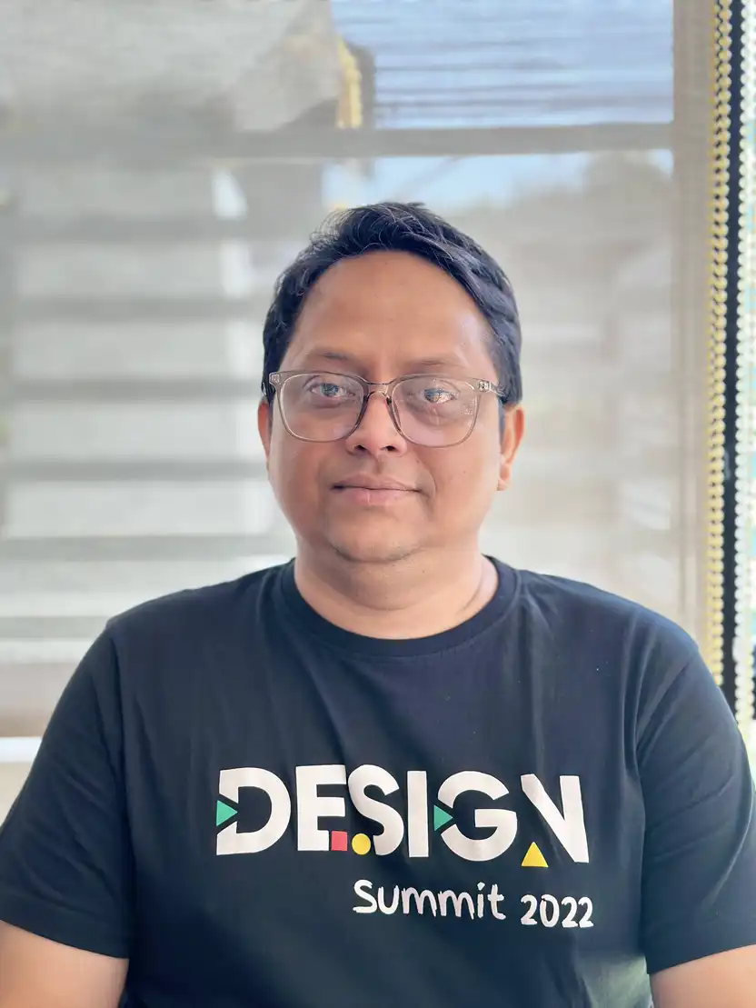 Hasan's profile picture on Pangea, the world's largest fractional talent marketplace.