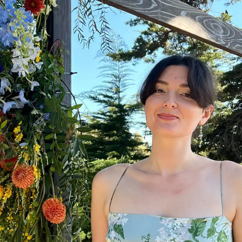 Rachel's profile picture on Pangea, the world's largest fractional talent marketplace.