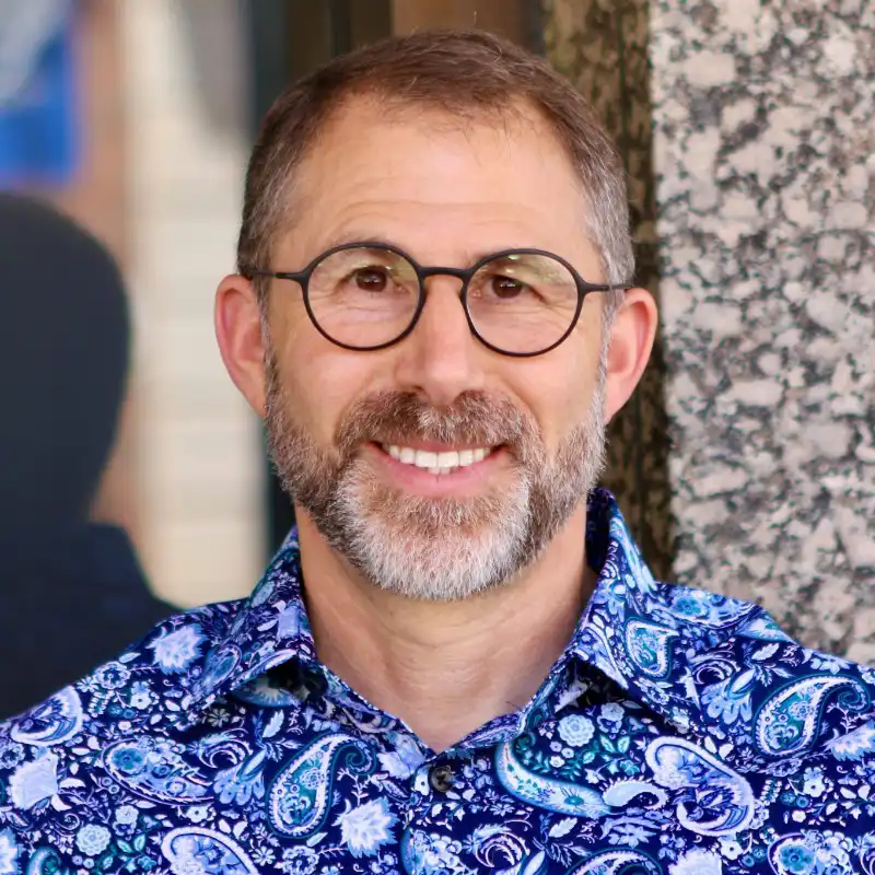 Ian's profile picture on Pangea, the world's largest fractional talent marketplace.