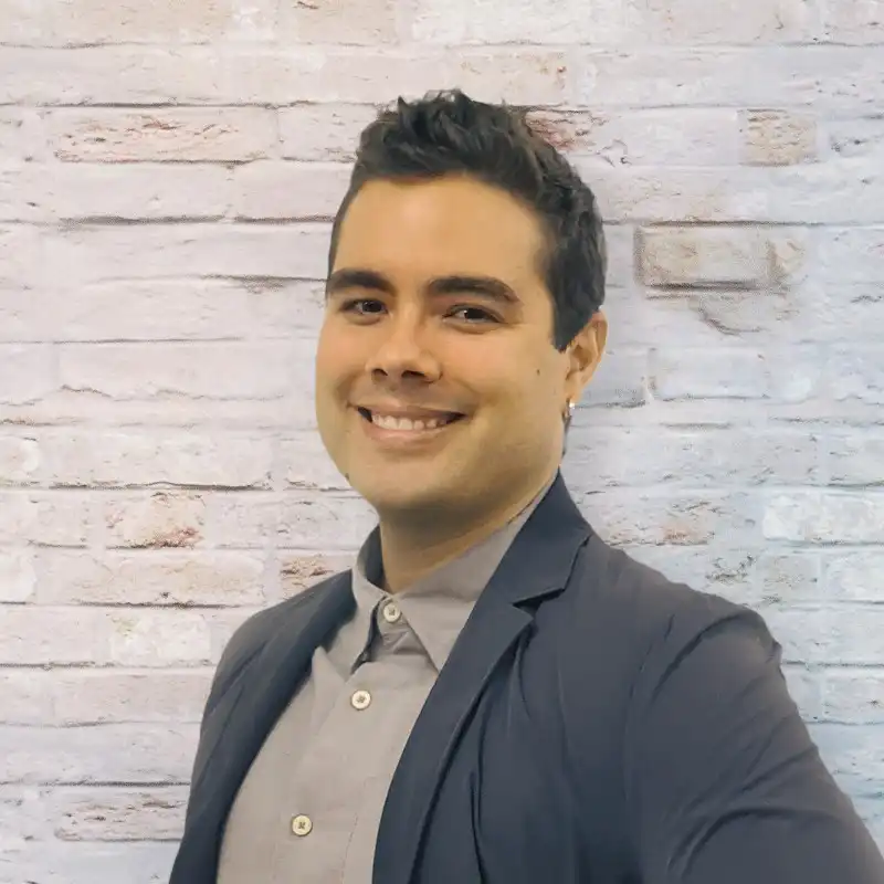 Ricardo's profile picture on Pangea, the world's largest fractional talent marketplace.