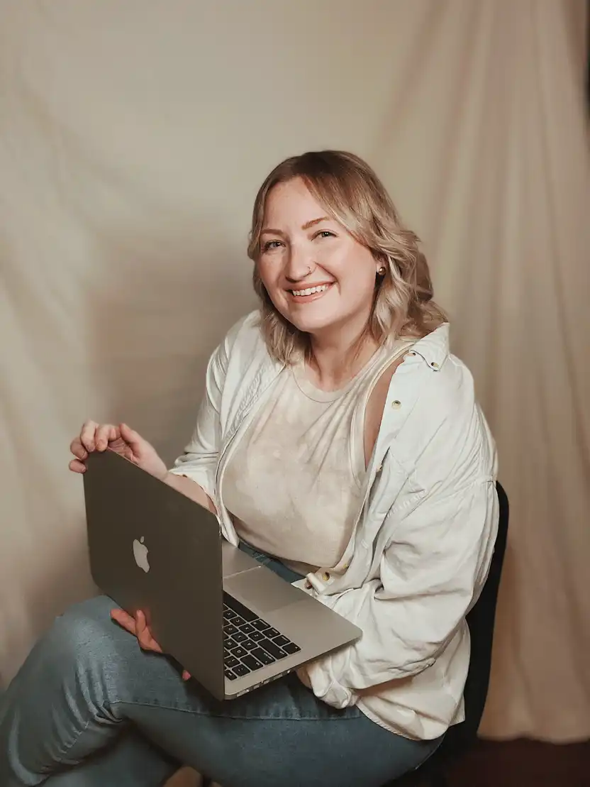 Abigail's profile picture on Pangea, the world's largest fractional talent marketplace.