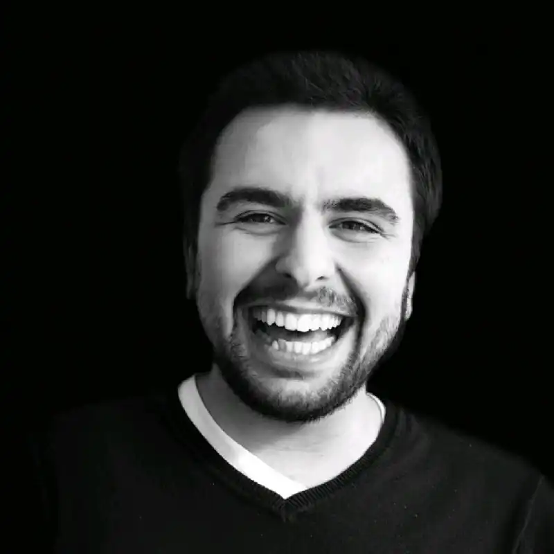 Bernardo's profile picture on Pangea, the world's largest fractional talent marketplace.