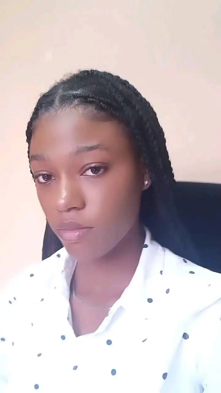 rihanna's profile picture