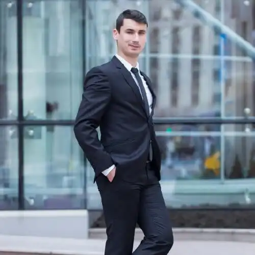 Raul's profile picture on Pangea, the world's largest fractional talent marketplace.