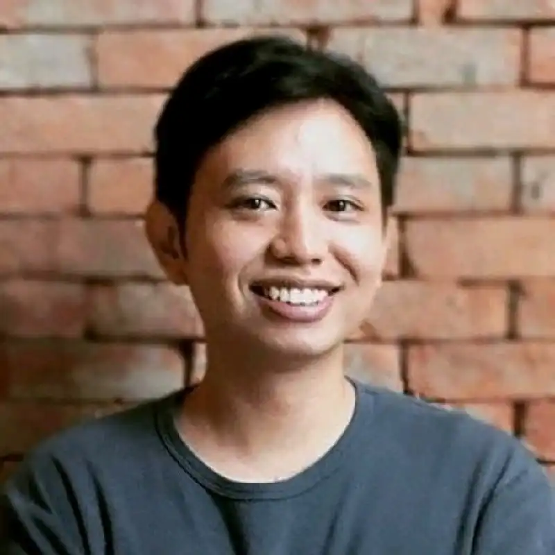 Marcel's profile picture on Pangea, the world's largest fractional talent marketplace.